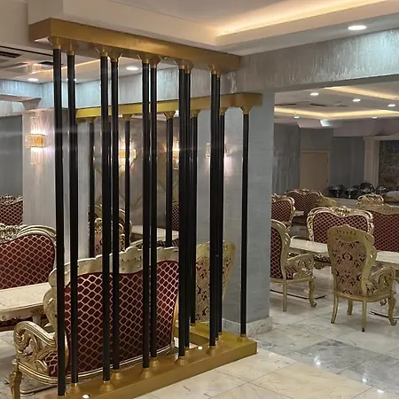 Buyuk Hamit Szálloda 4*