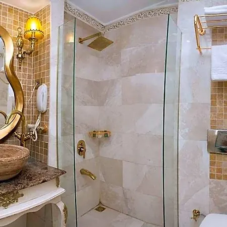 Hotel Buyuk Hamit