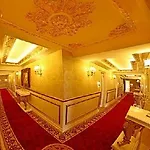 Hotel Buyuk Hamit 4*